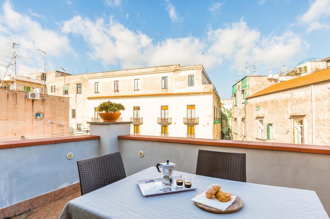 Terrazza San Paolo By Napoliapartments Nápoles Exterior foto